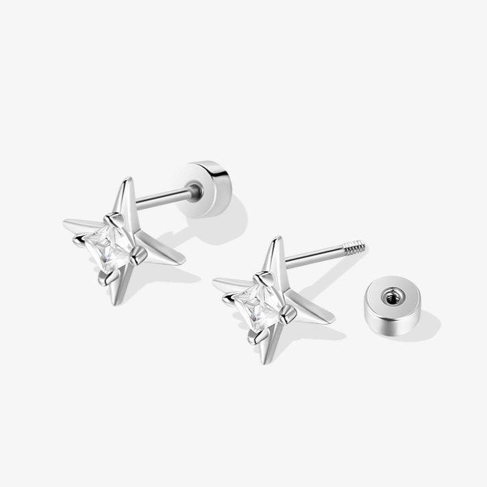 メンズアクセサリー 煌めく星形ピアス