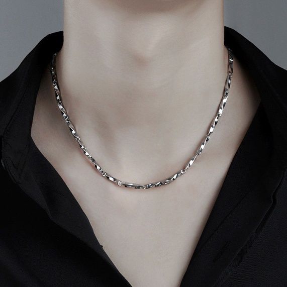 メンズアクセサリー 細身ツイストチェーンネックレス