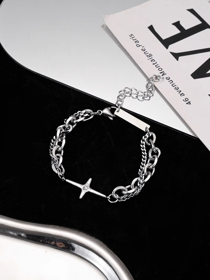 メンズアクセサリー 十字星輝チェーンブレスレット