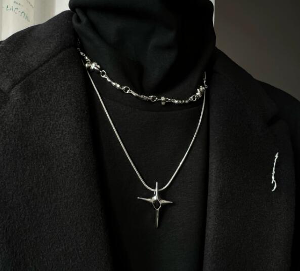 メンズアクセサリー 星型十字架ペンダント重ね付けネックレス