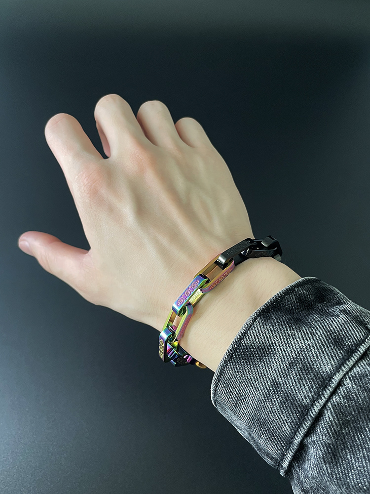 メンズアクセサリー 幾何学模様 細工彫刻チェーンブレス