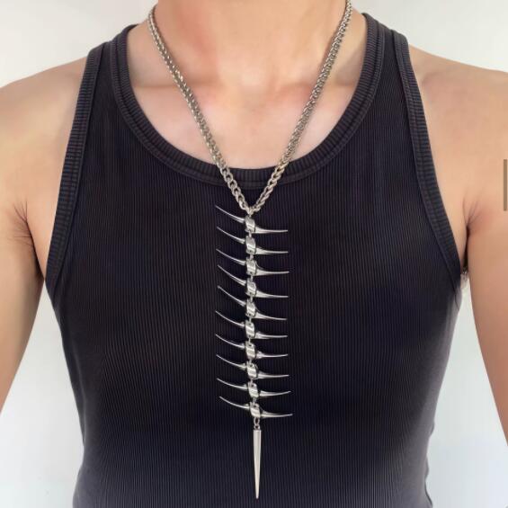 メンズアクセサリー 魚の骨型スパイク チェーンネックレス 暗黒系
