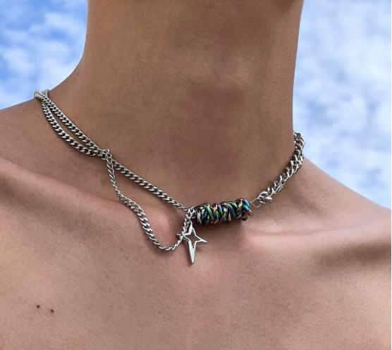 メンズアクセサリー 星型ペンダント付き男性用チェーンネックレス