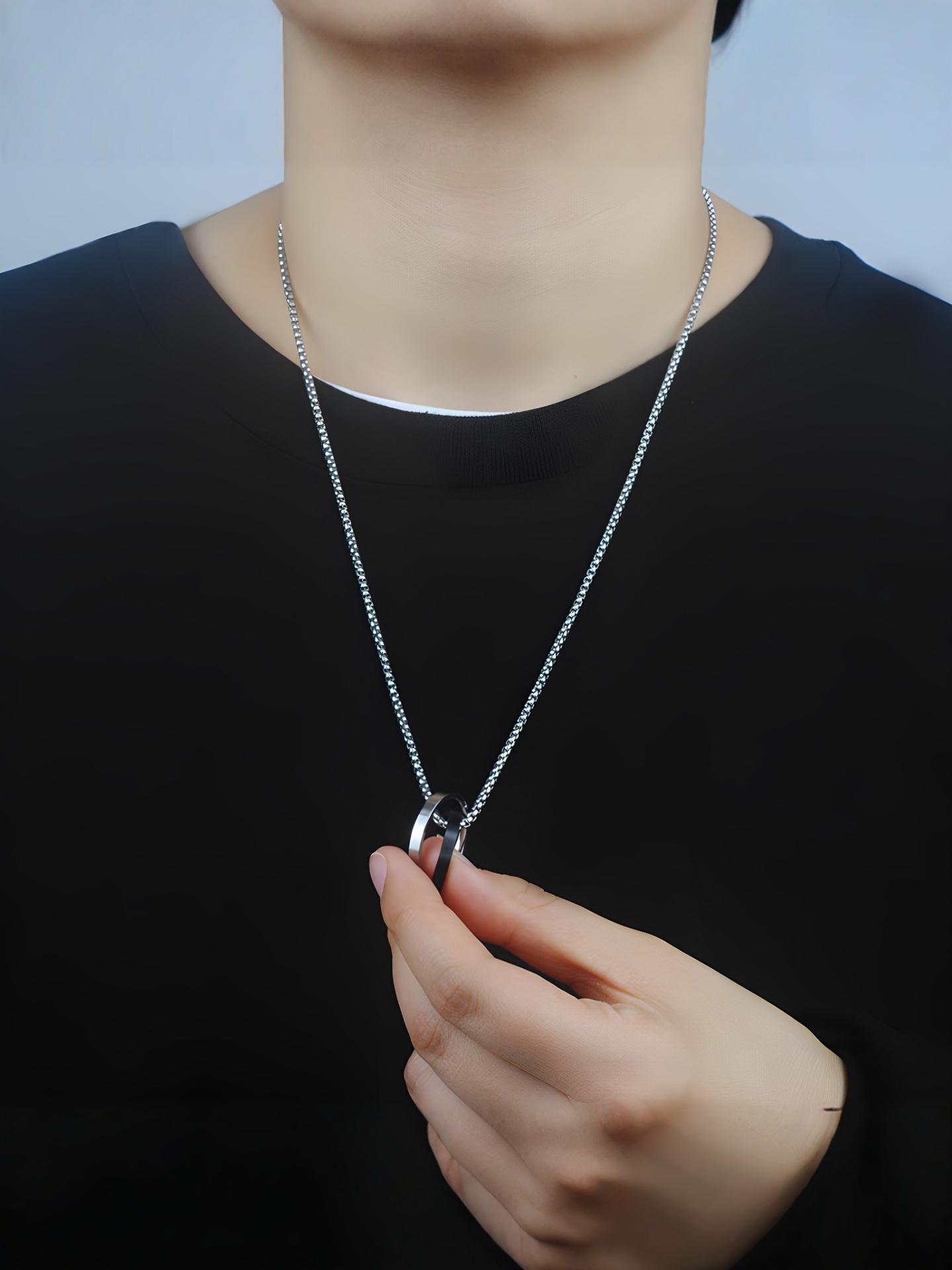 メンズアクセサリー 二環交差 輪廻のリングネックレス
