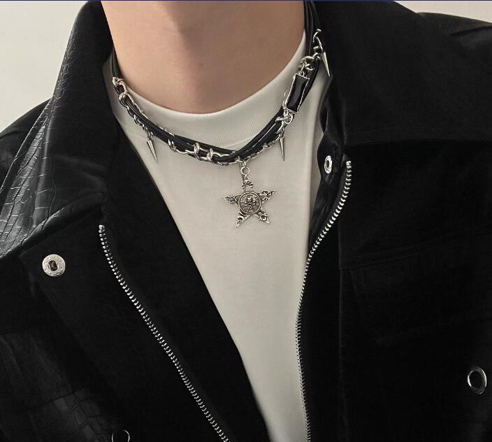 メンズアクセサリー 星モチーフとげ付きチェーンネックレス