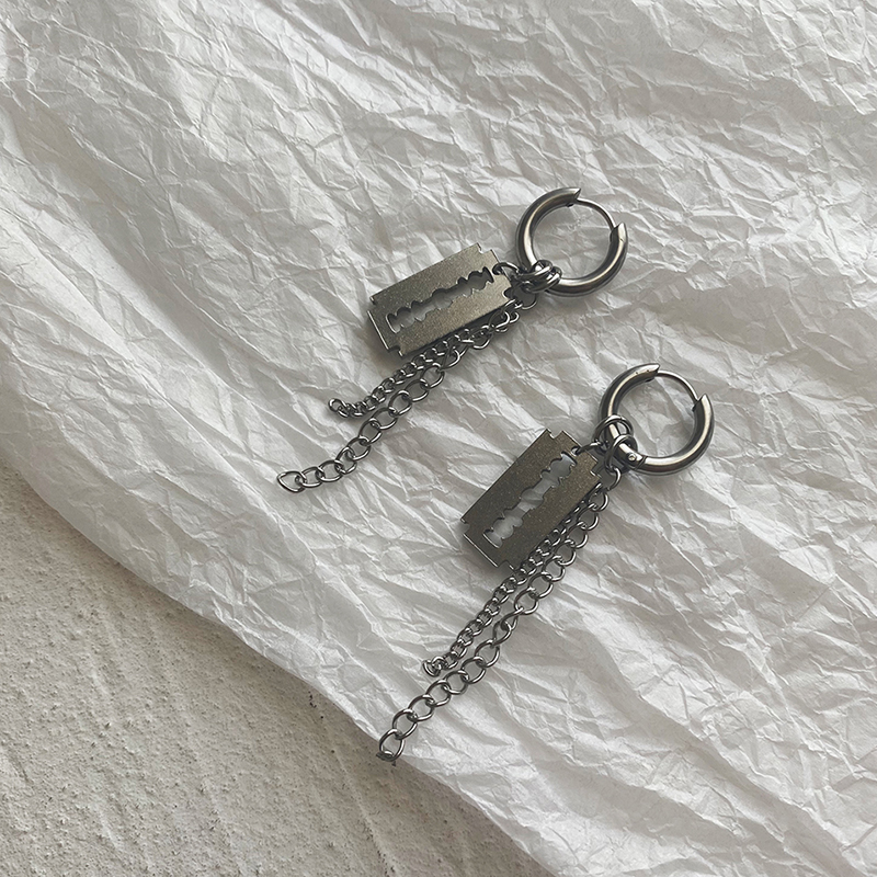 メンズアクセサリー カミソリブレード チェーンピアス