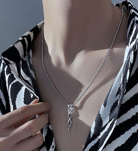 メンズアクセサリー 男性用スネーク型ペンダント付きチェーンネックレス