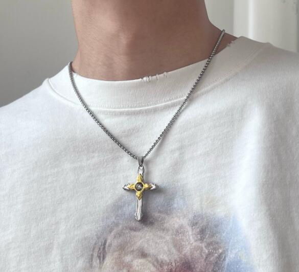 メンズアクセサリー 十字架モチーフ メンズネックレス おしゃれアクセサリー
