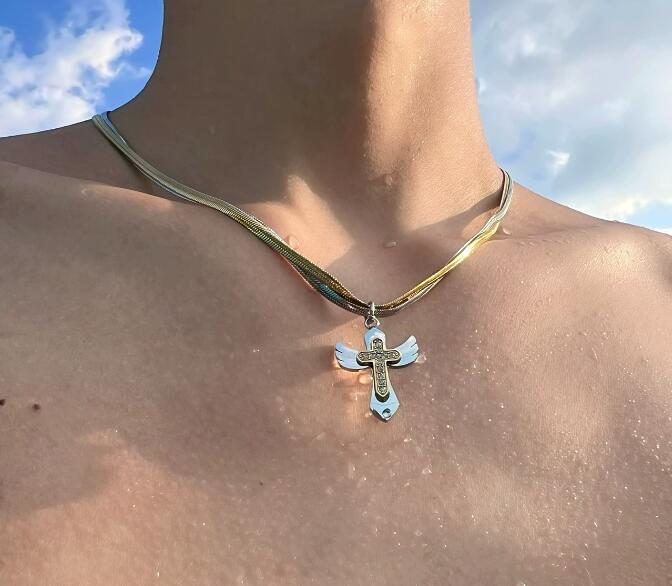 メンズアクセサリー 男性用十字架羽根付きチェーンネックレス 