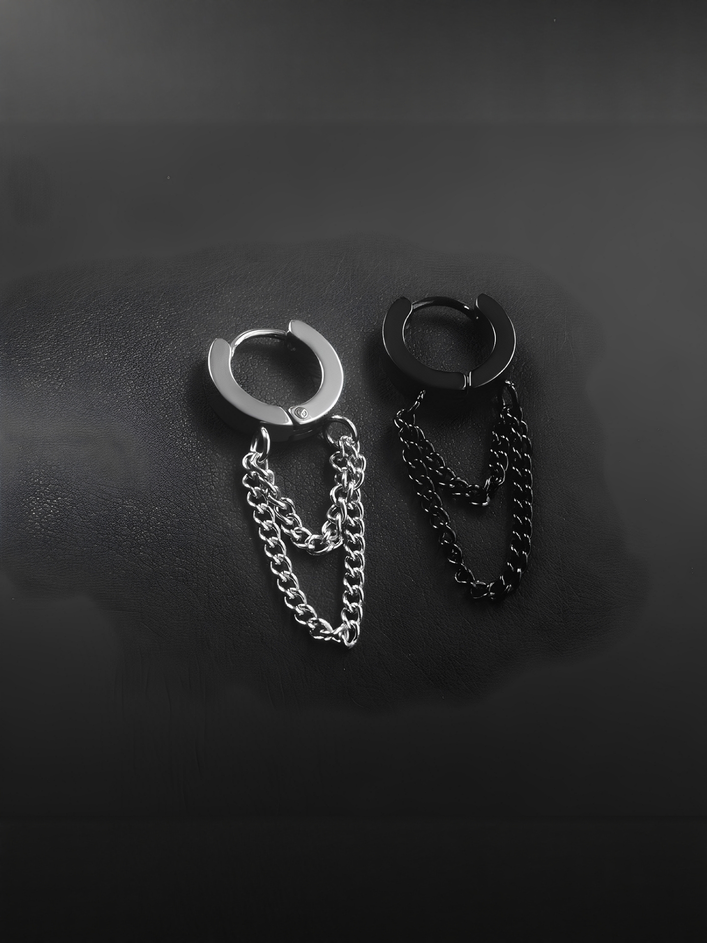メンズアクセサリー 流れる輝き 細鎖ピアス