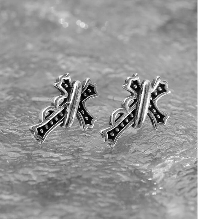 メンズアクセサリー 十字架モチーフ メンズピアス シルバー調