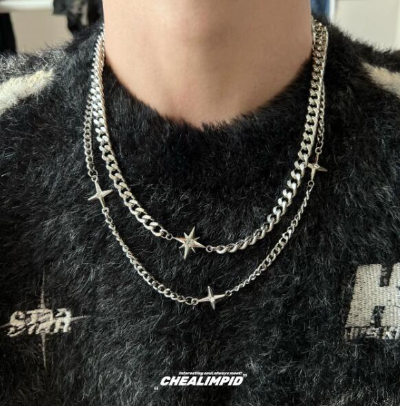 メンズアクセサリー 星モチーフ重ね付け風チェーンネックレス