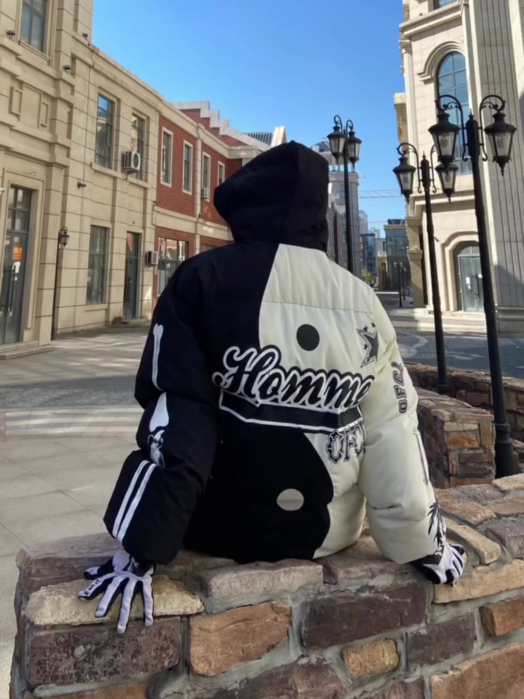 https://fulmo-img-server.com/mensdown/028be928-faea-4a02-9655-95e0c283c544.jpg