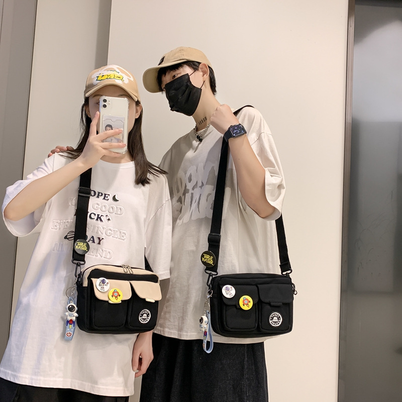 メッセンジャーバッグ ポケットデザイン 斜め掛けショルダー