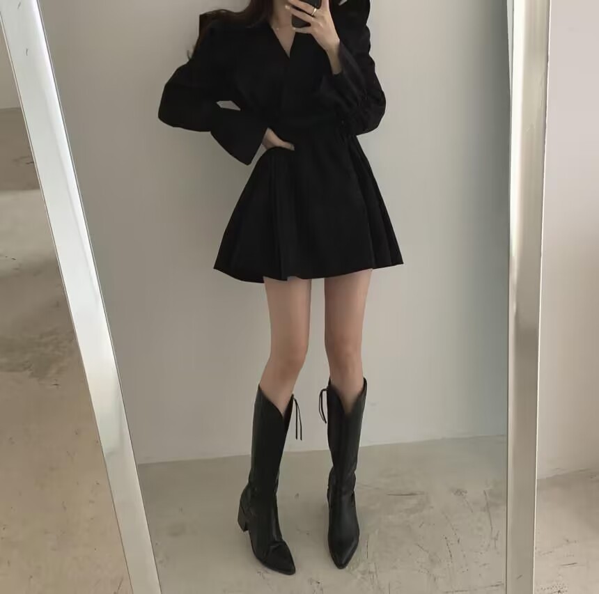 ミニワンピース 華やかショルダーフリルミニワンピース
