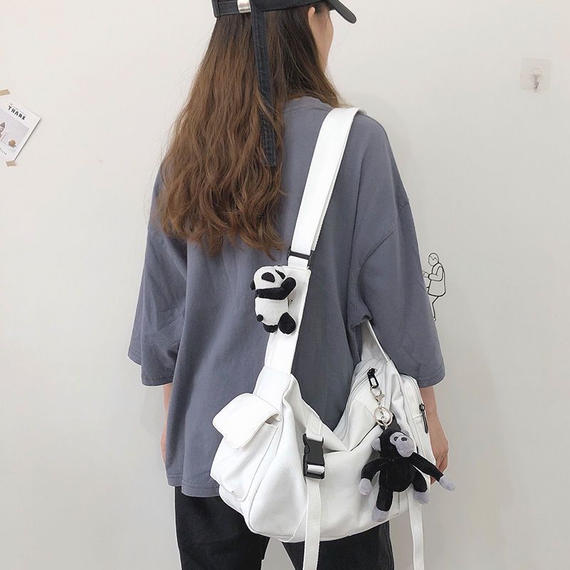 ミニバッグ ぬいぐるみ付きポケットショルダーバッグ