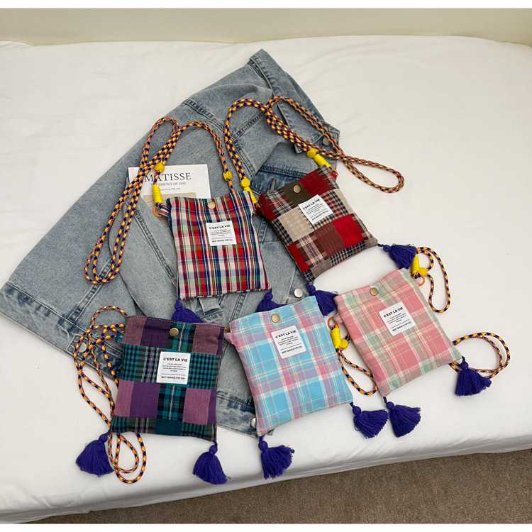 携帯もスマートに持ち運べる！ミニショルダーで快適な毎日を手に入れるおすすめ5選