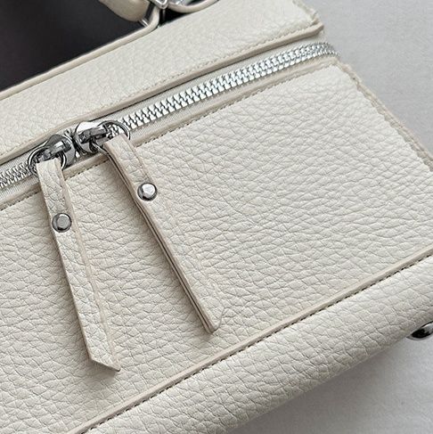 ミニバッグ 型押し加工ハンドルレザー調スクエアミニバッグ