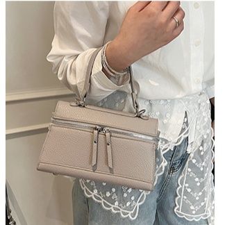 ミニバッグ 型押し加工ハンドルレザー調スクエアミニバッグ