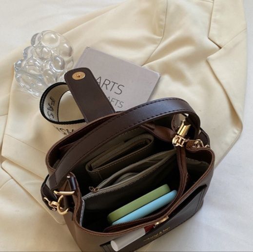 ミニバッグ 配色切り替えバイカラーハンドルミニバッグ