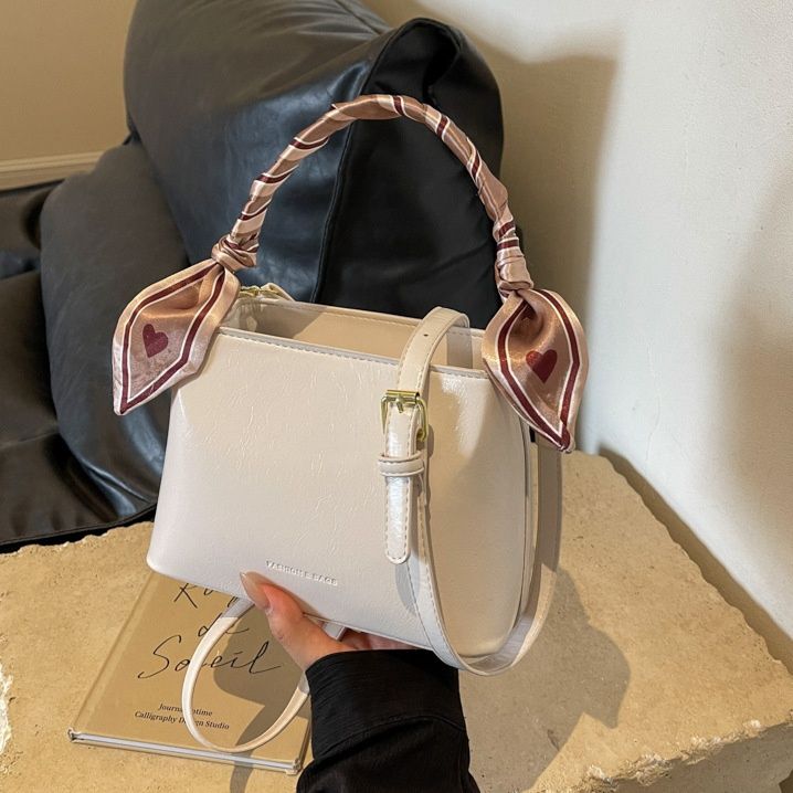 ミニバッグ ギャザーハンドル2way仕様ミニバッグ