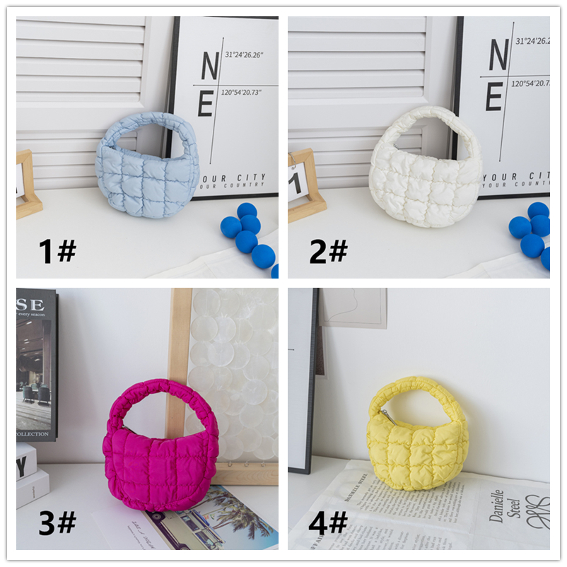 キルティング中綿ぷっくりハンドルミニバッグ