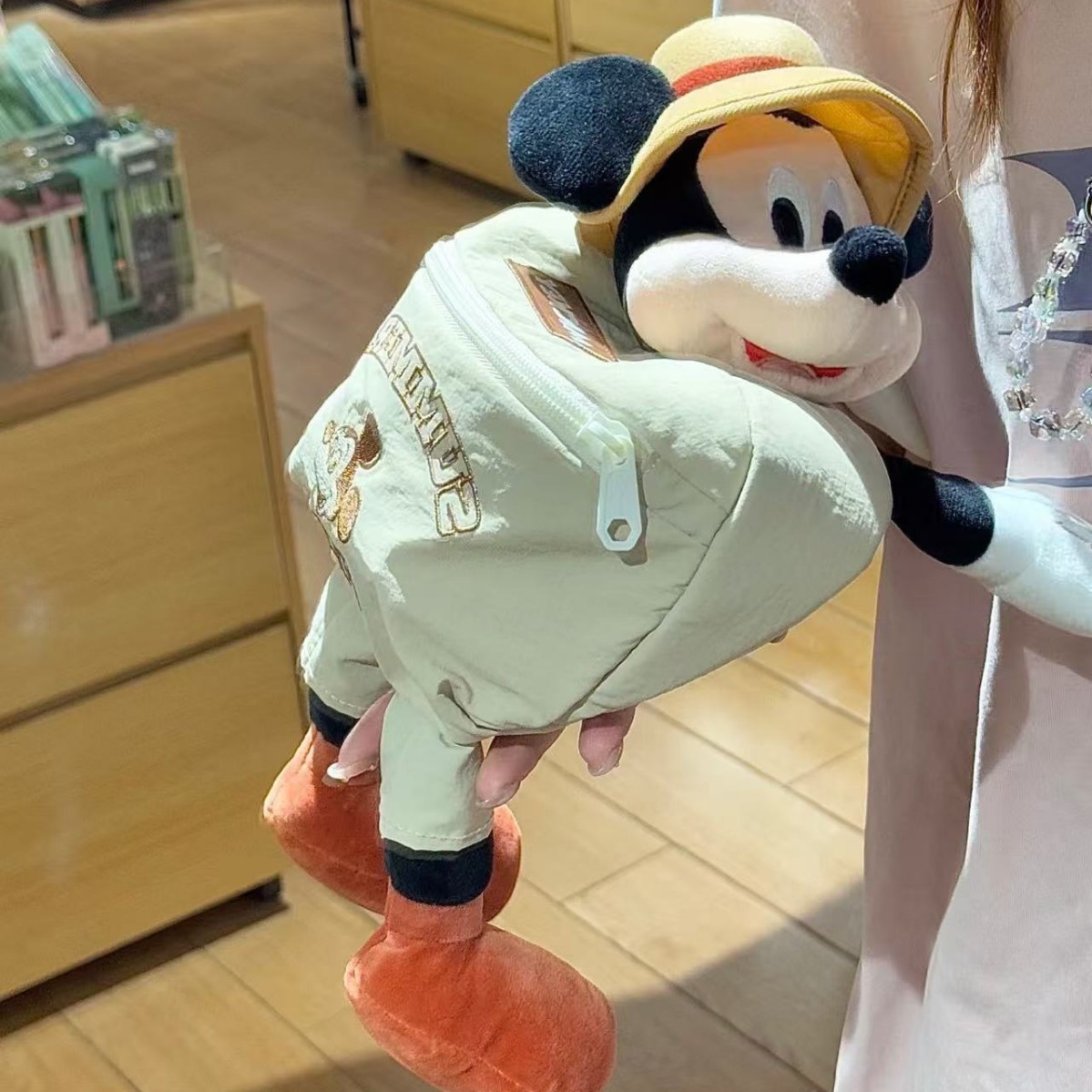 ミニバッグ ぬいぐるみポシェット 夢の国