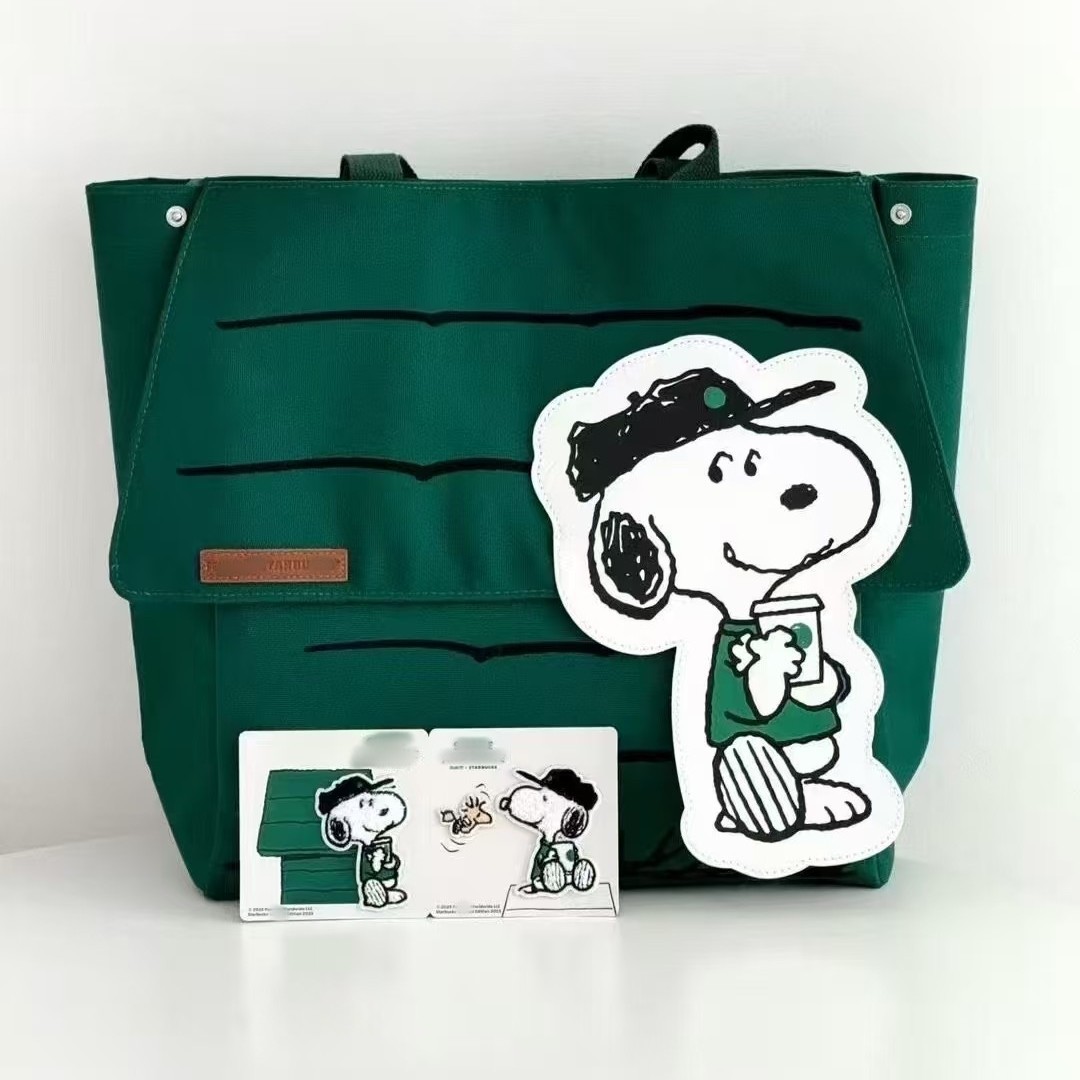 ミニバッグ 犬キャラクター付きフラップミニバッグ
