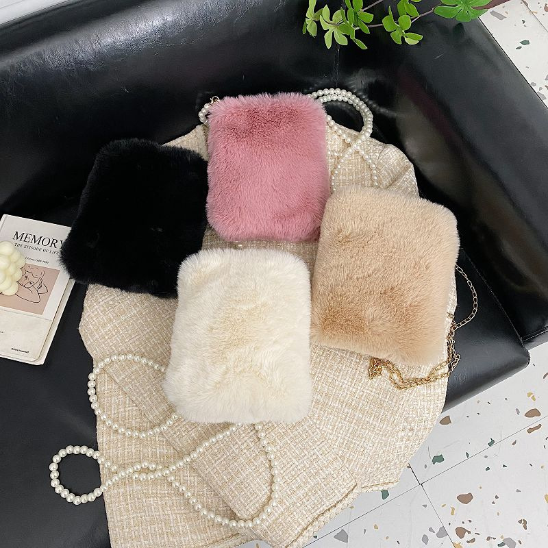 ふわふわエコファーミニバッグ斜めがけショルダー