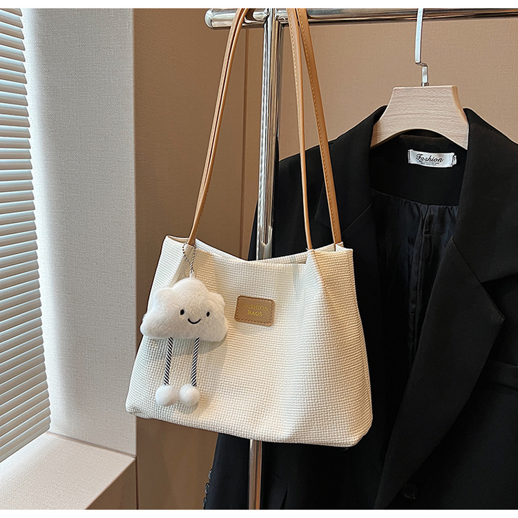 ミニバッグ 織目模様のシンプルミニバッグ