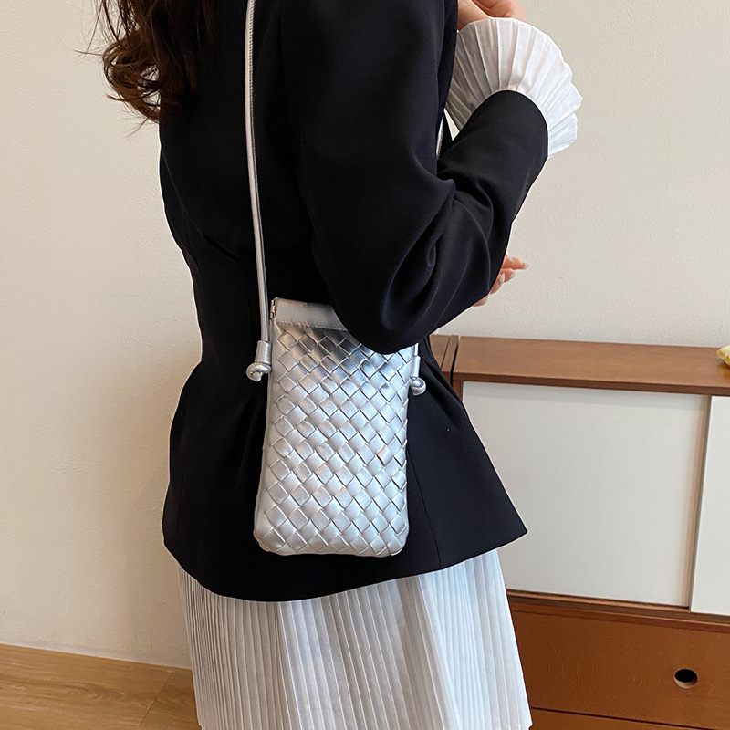 編み込みデザイン縦型ショルダーミニバッグ