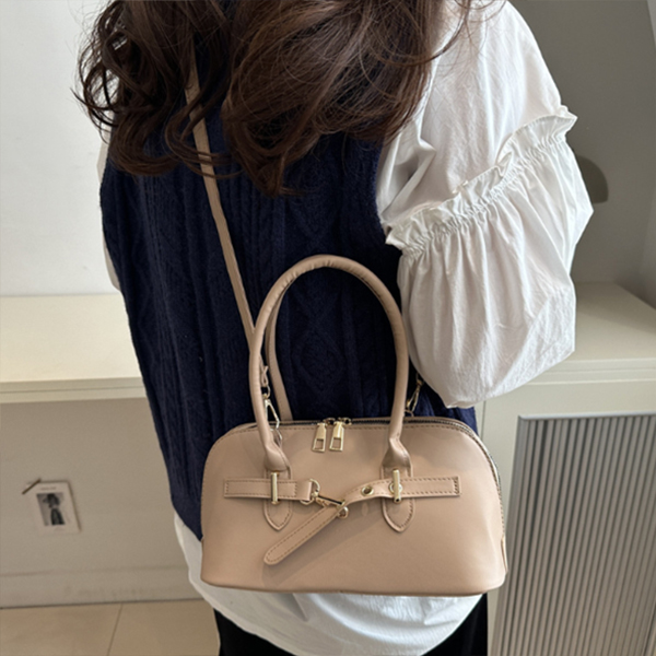 ミニバッグ レディース ミニショルダーバッグ バックル付き レザー調