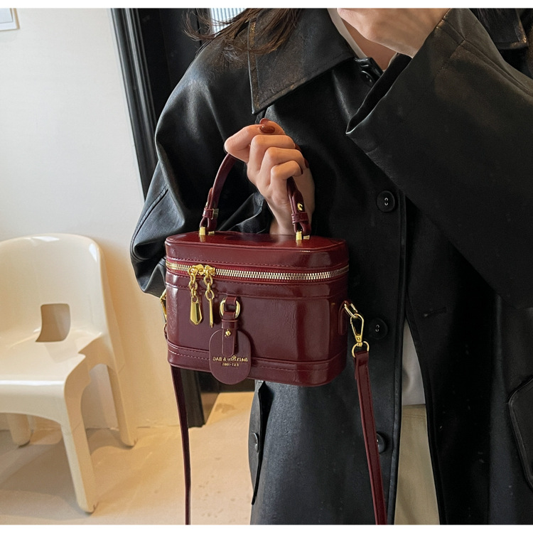 ミニバッグ バニティ型艶感合成皮革二重ファスナーミニバッグ