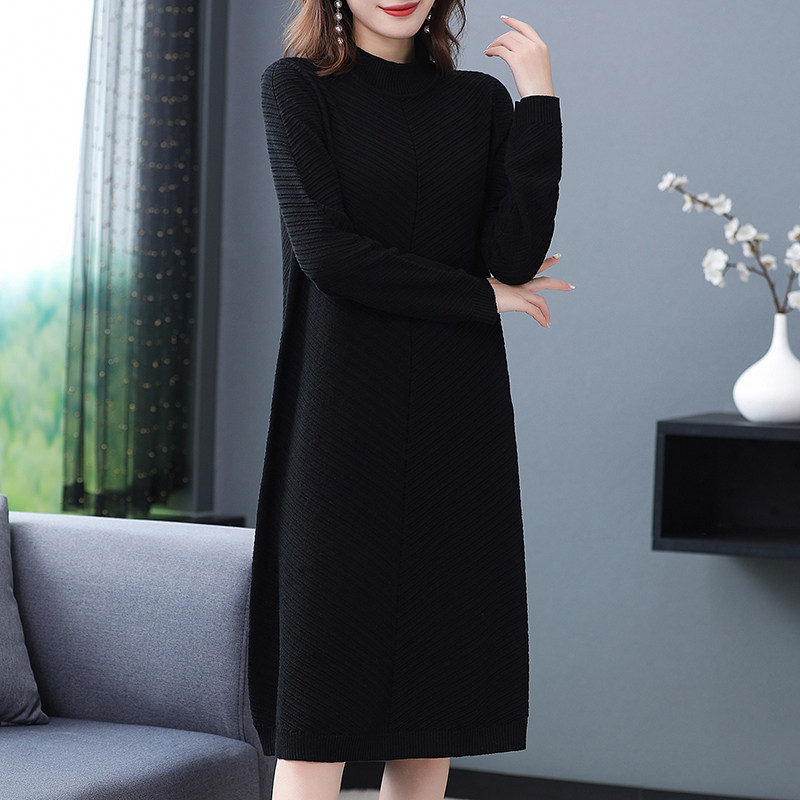 パーティードレス 上品ニット素材のハイネック長袖ワンピース