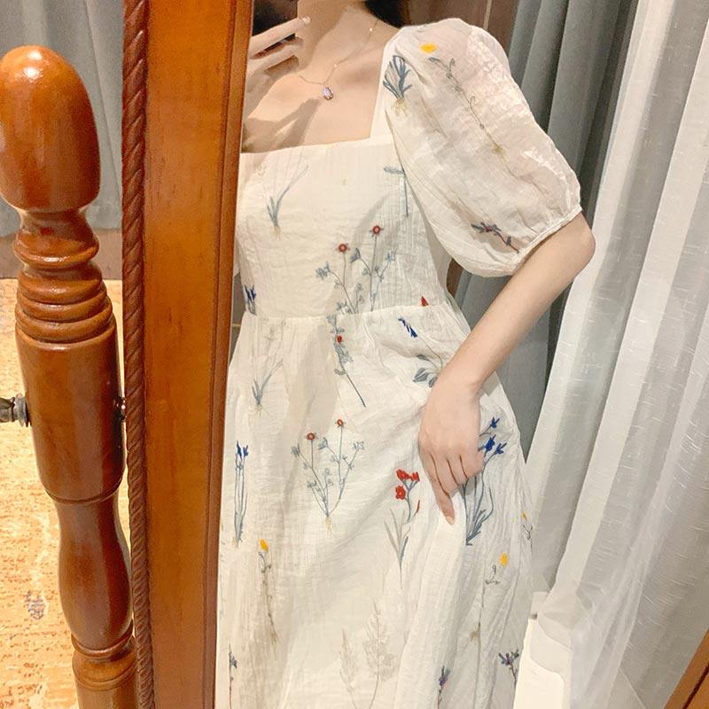 パーティードレス 野花刺繍パフスリーブスクエアネックワンピース