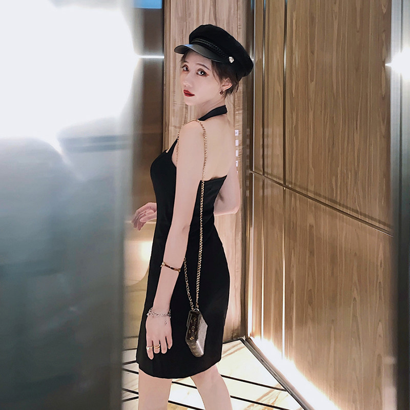 パーティードレス ホルターネックサイドスリット入りミニ丈ワンピース