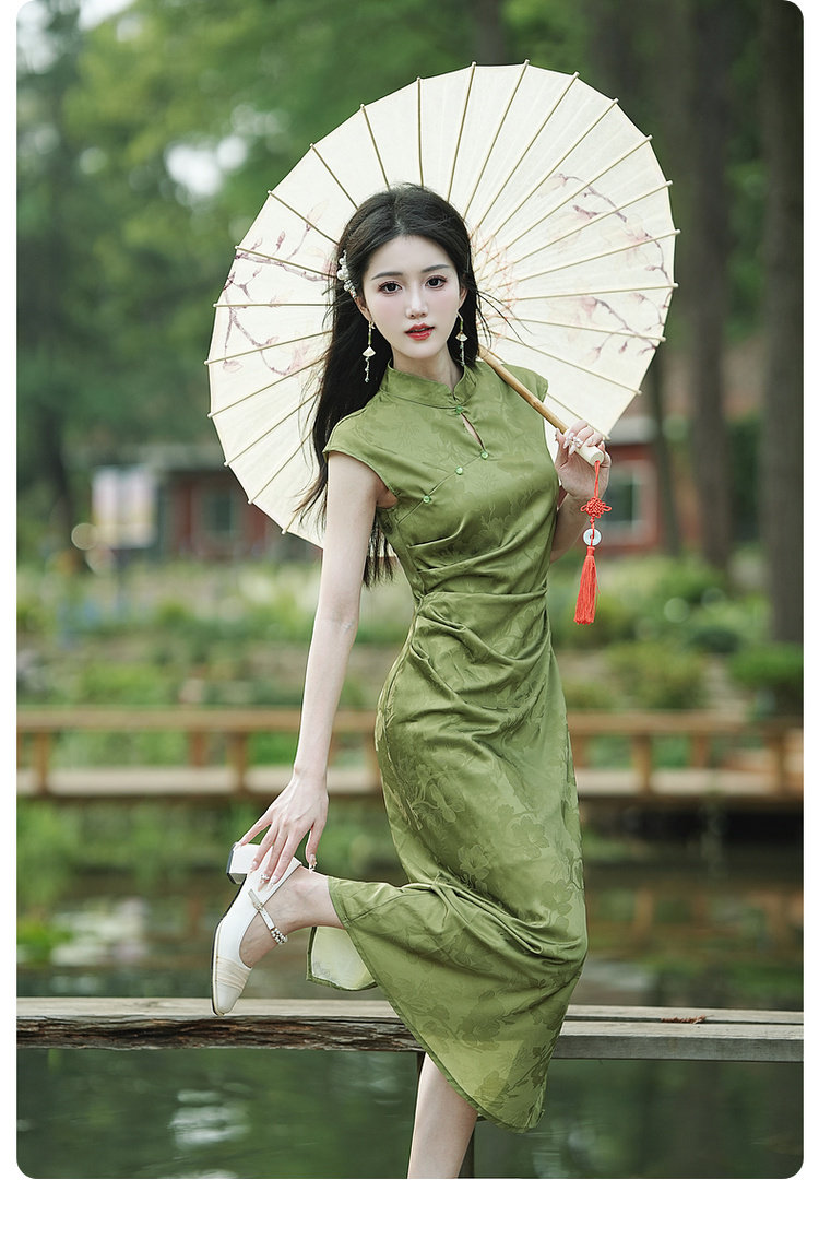 パーティードレス チャイナ風スタンドカラーノースリーブロング丈ワンピース