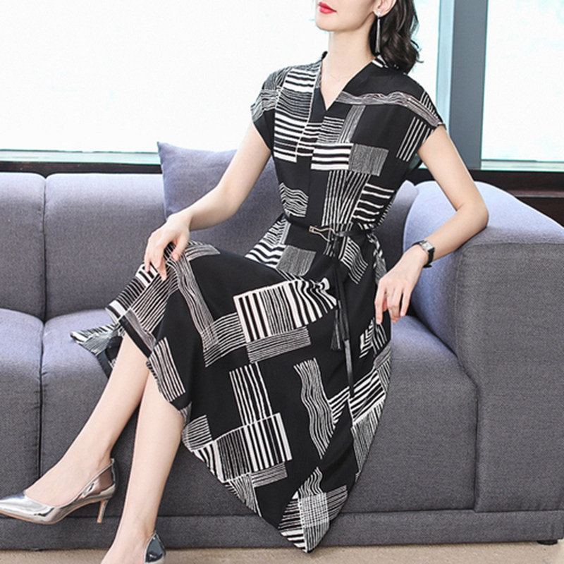 パーティードレス 幾何学模様プリント半袖ウエストリボンミディ丈ワンピース