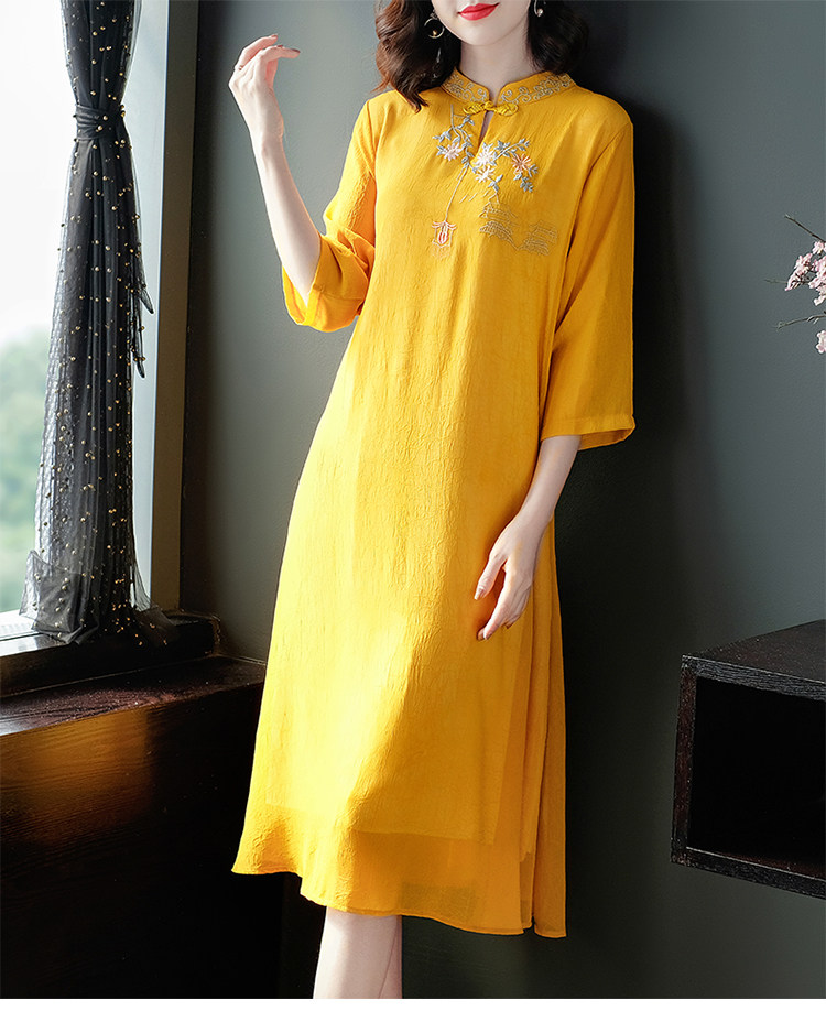 パーティードレス チャイナ風刺繍入りスタンドカラーワンピース