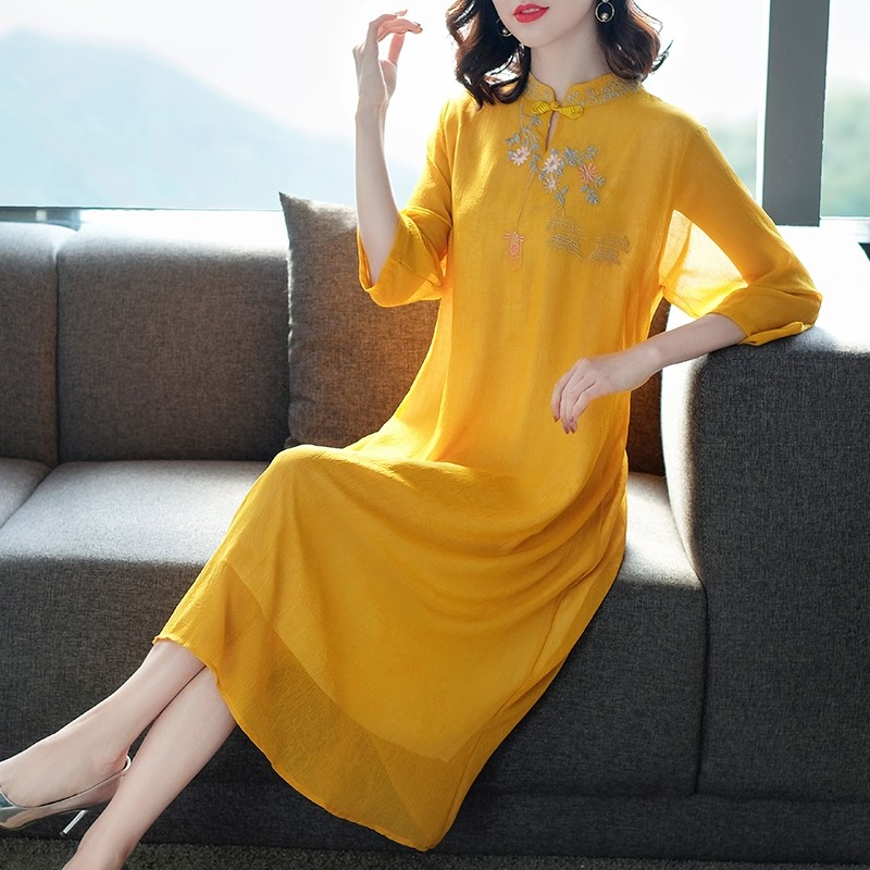 パーティードレス チャイナ風刺繍入りスタンドカラーワンピース