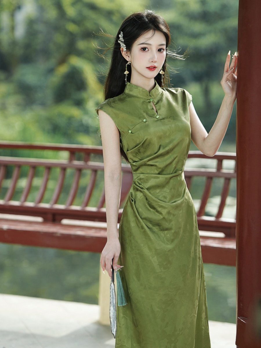 パーティードレス チャイナ風スタンドカラーノースリーブロング丈ワンピース