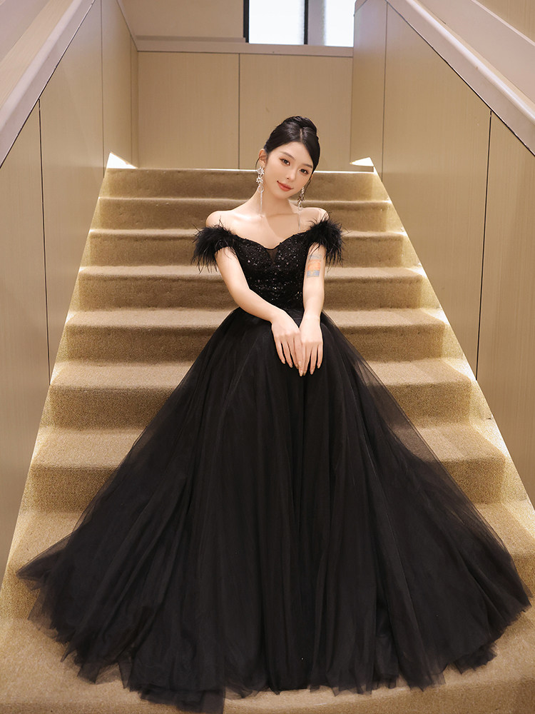 パーティードレス 羽根付きオフショルダースパンコール刺繍チュールワンピース