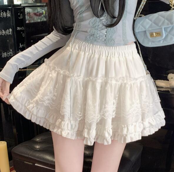 フリル段々 可愛いレース装飾ミニスカート 