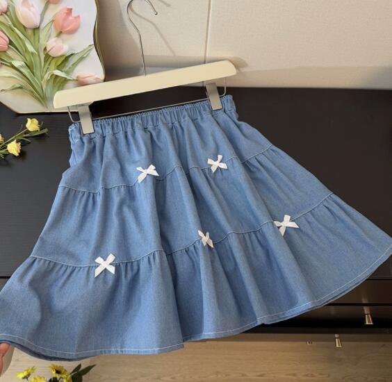ミニスカートデニム風ティアード白リボン付きミニスカート