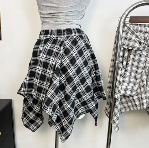 ミニスカートチェック柄不規則裾ミニ