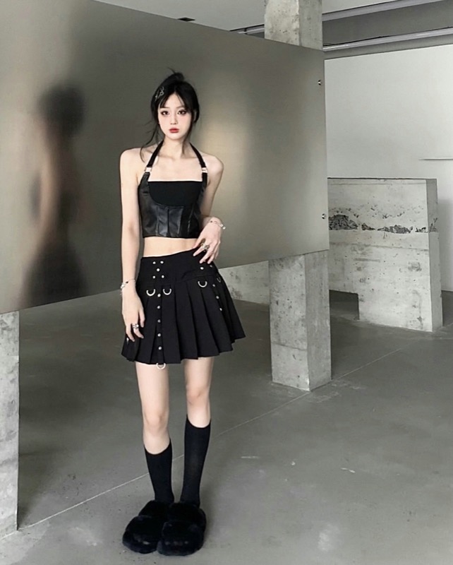 https://fulmo-img-server.com/minisuka-style/08c767f6-0de7-4154-ac47-af170a0c90e2.jpg