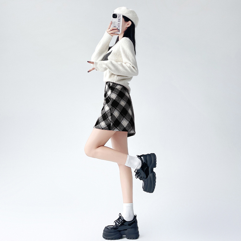 ミニスカート 温かみ格子柄ミニスカート
