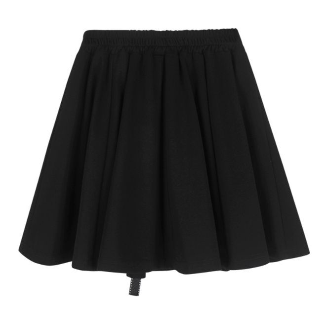 https://fulmo-img-server.com/minisuka-style/1753838774884_45aoivjm_66lps6mz.jpeg