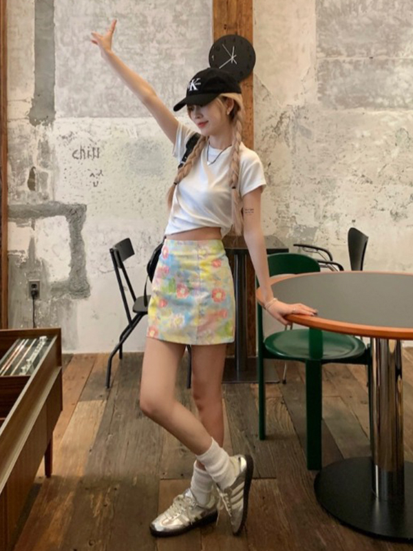 ミニスカート 花柄タイトミニスカート