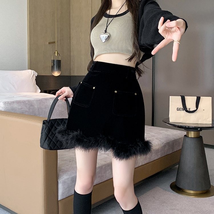 話題沸騰エー字型ファー付きミニスカート秋冬